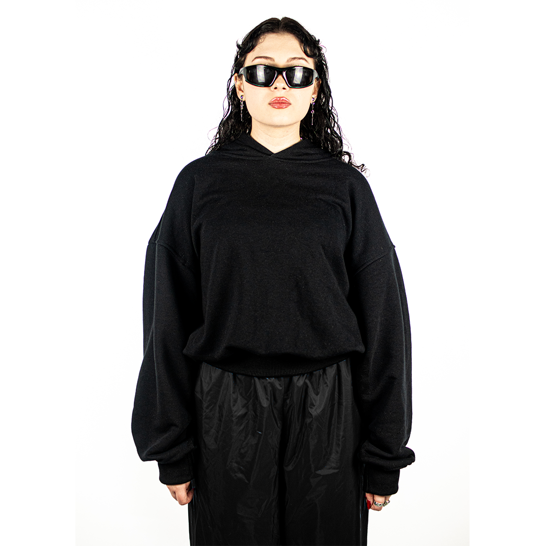 Interregnum basic hoodie black